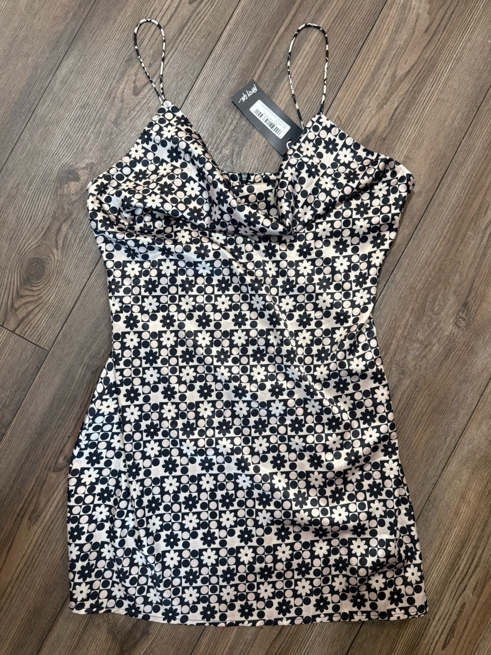 Nasty Gal NWT Retro Floral Cowl Neck Mini Slip Dress Black Ivory Women’s Large